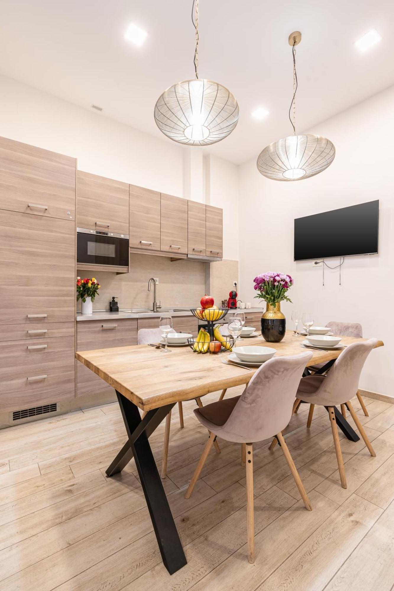 Basilika Monnalisa Luxury 3 Bedrooms Apartment With Amazing View Need Reservation X Free Parking Budapest Exterior photo
